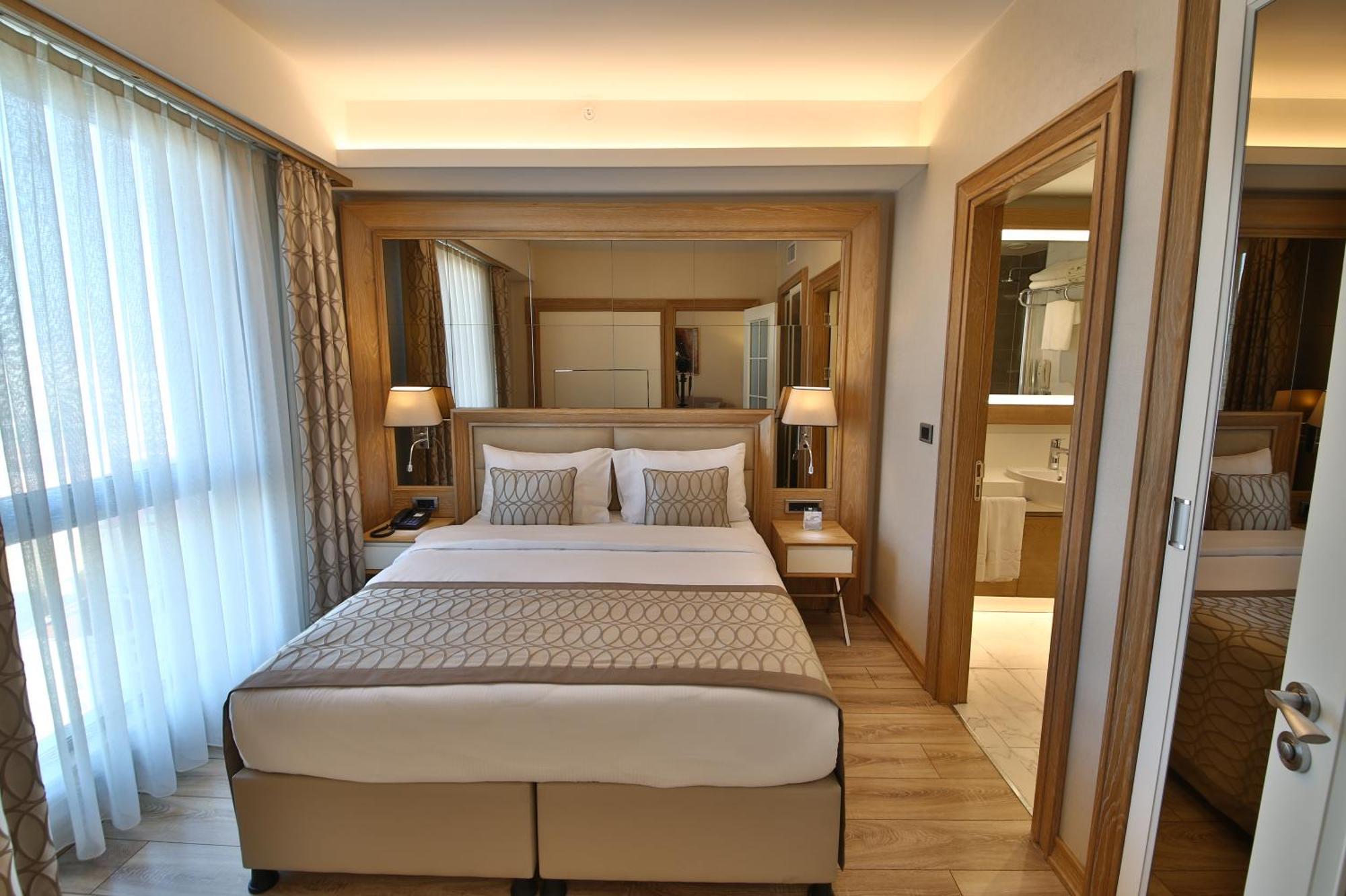 Bof Hotels Ceo Suites Atasehir Istanboel Buitenkant foto