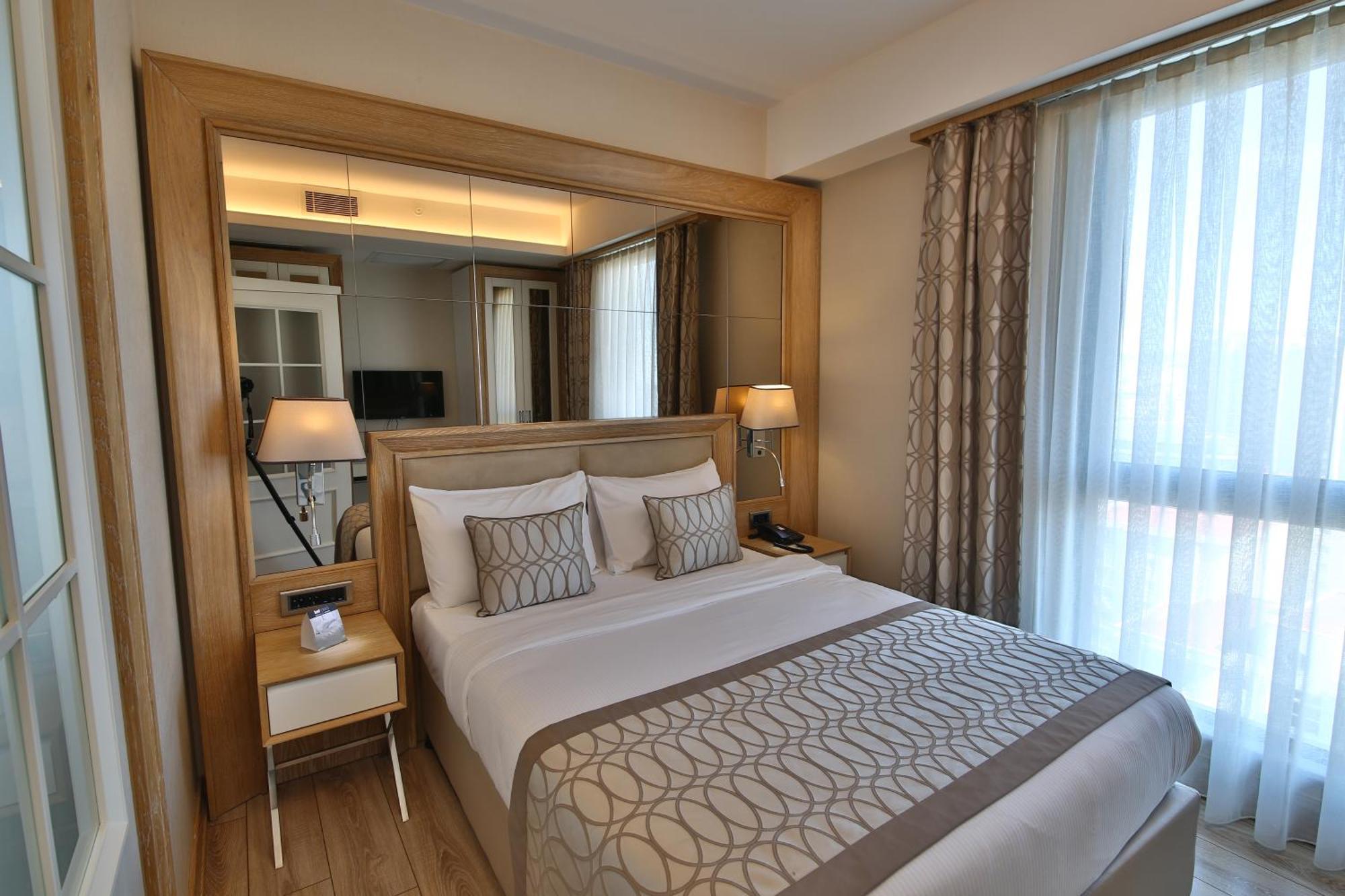 Bof Hotels Ceo Suites Atasehir Istanboel Buitenkant foto