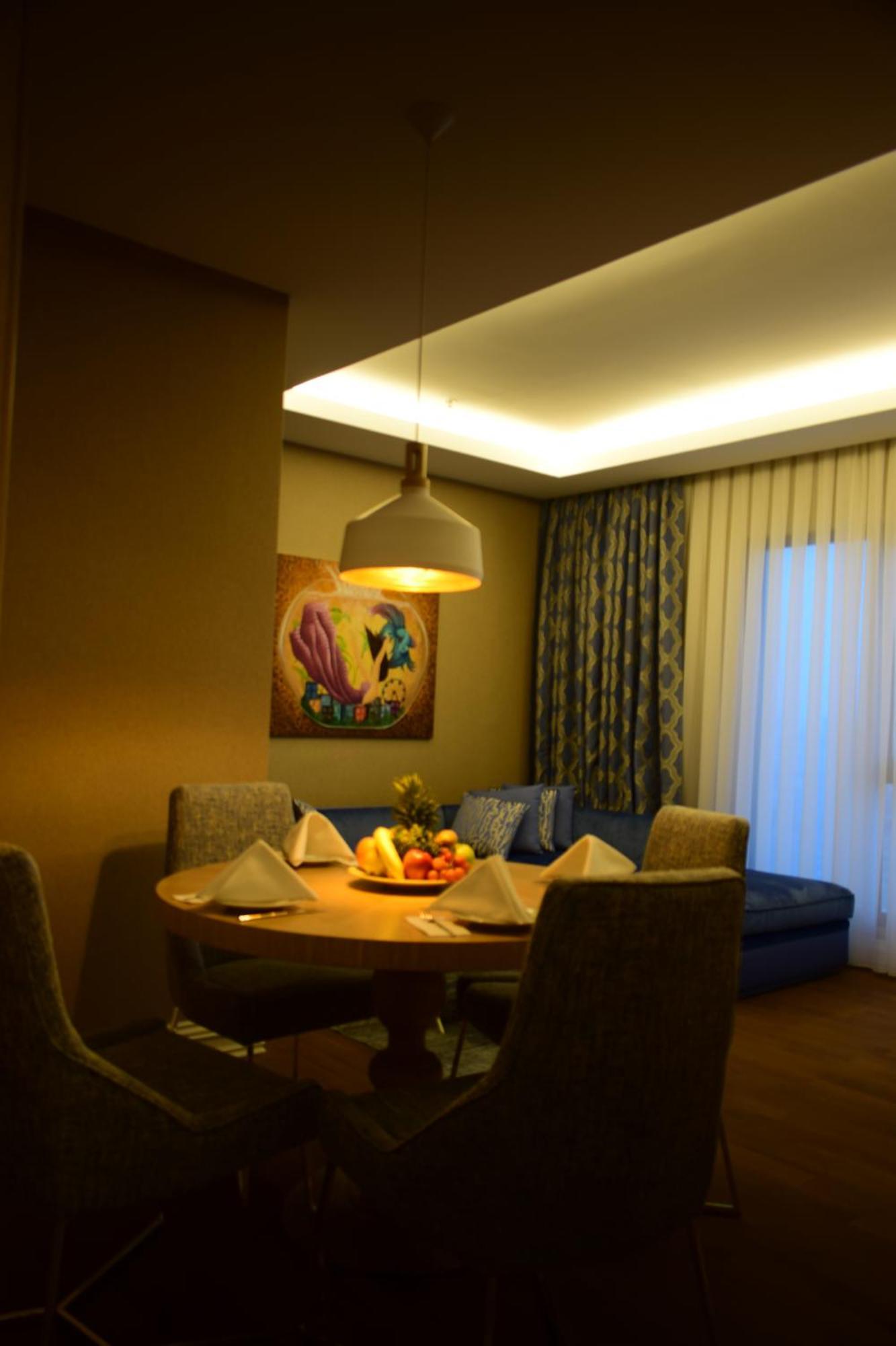 Bof Hotels Ceo Suites Atasehir Istanboel Buitenkant foto